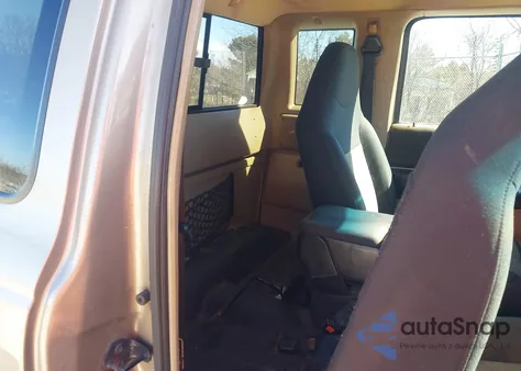 2003 Ford Ranger Xlt from USA, damaged, VIN 1FTYR15E23PB36418